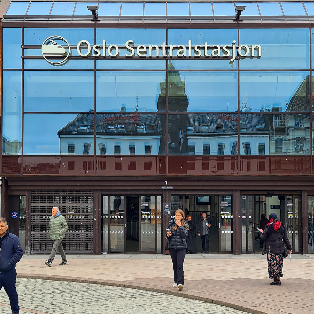 Oslo Sentralstasjon, ikke Oslo Sentralbanestasjon